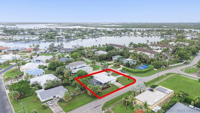 Building Photo - 1577 Thumb Point Dr