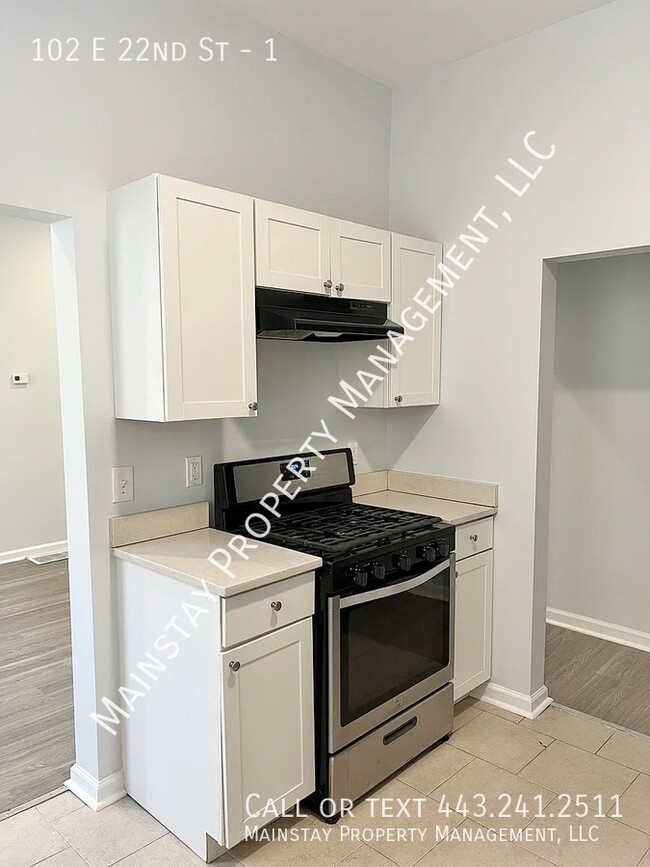 Building Photo - 102 E 22nd St