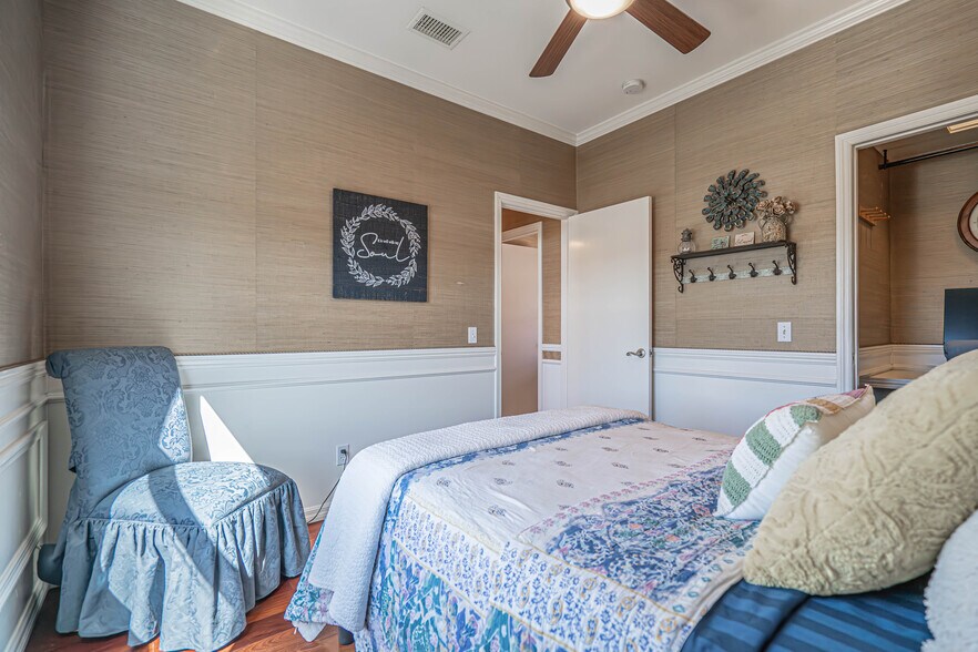 Building Photo - 27887 Skycrest Cir