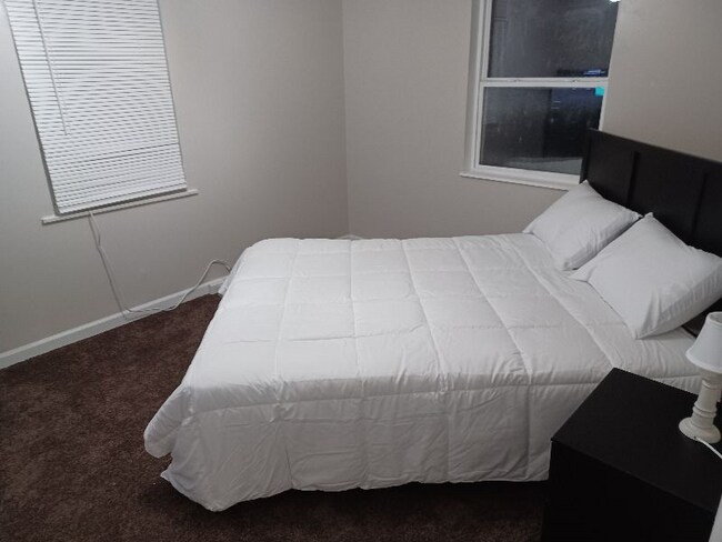 Building Photo - 4538 Fairpark Ave