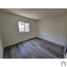 Building Photo - HOOPER