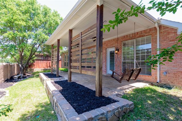 Building Photo - 704 Glendale Dr