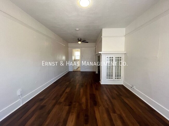 Building Photo - 826 Magnolia Ave