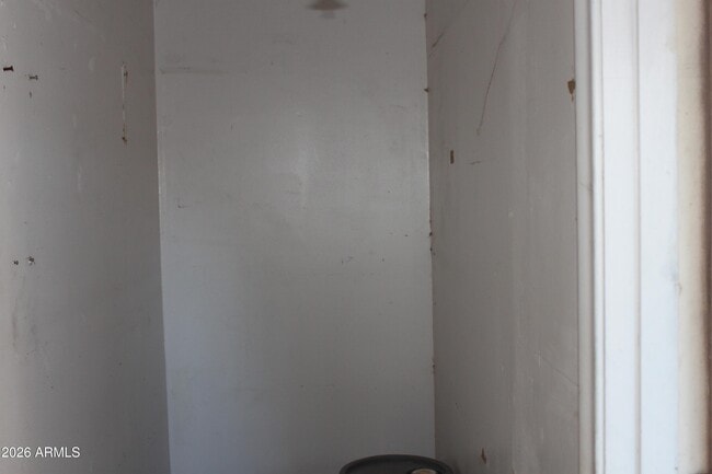 Building Photo - 1550 N Stapley Dr