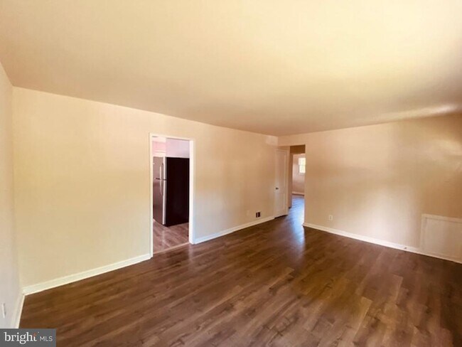 Building Photo - 4418 Ives St
