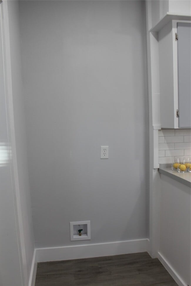 Building Photo - 710 Fahrenthold St