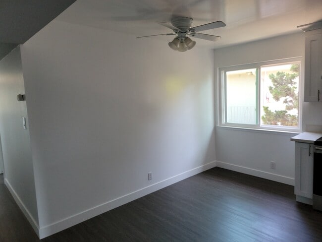 Building Photo - 3216 Delaware St