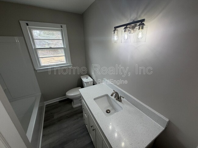 Building Photo - 100 Cane Dr