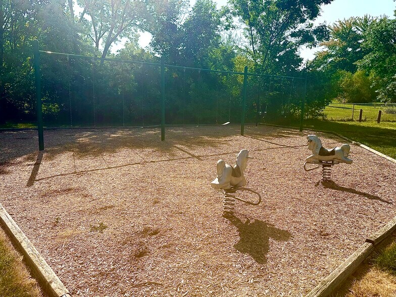 Building Photo - 7614 Pons Ln