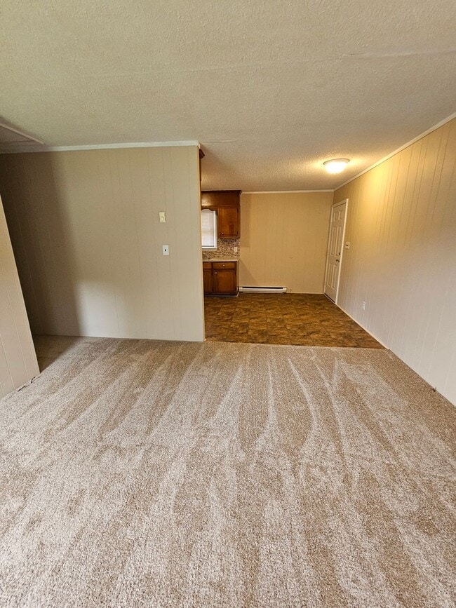 Building Photo - 3 BR near Publix!