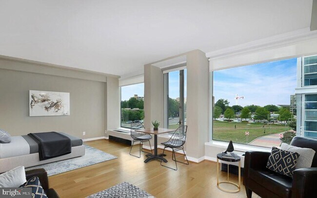 Building Photo - 1101 3rd St SW