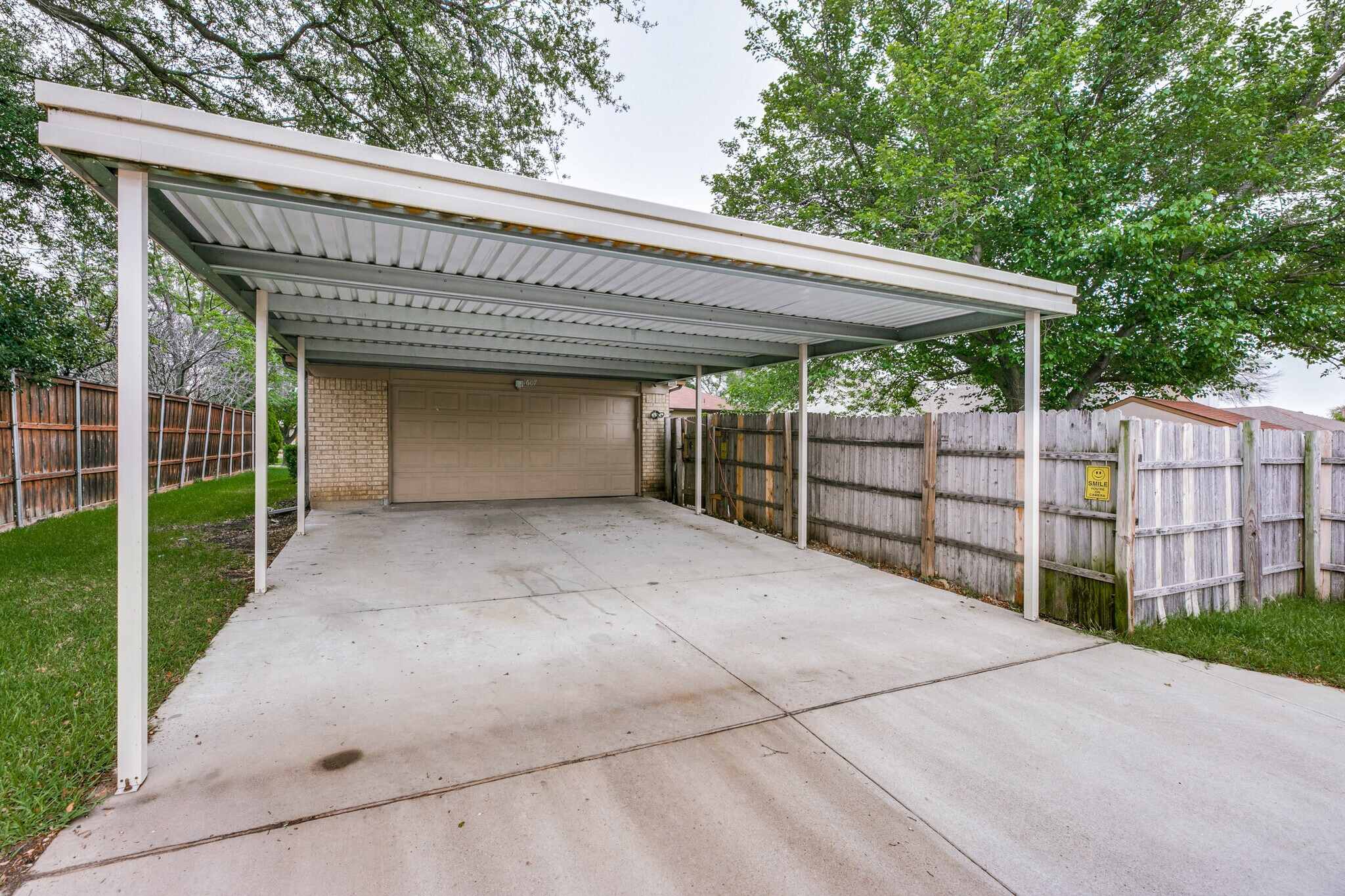 Building Photo - 1607 Heather Glen Ct