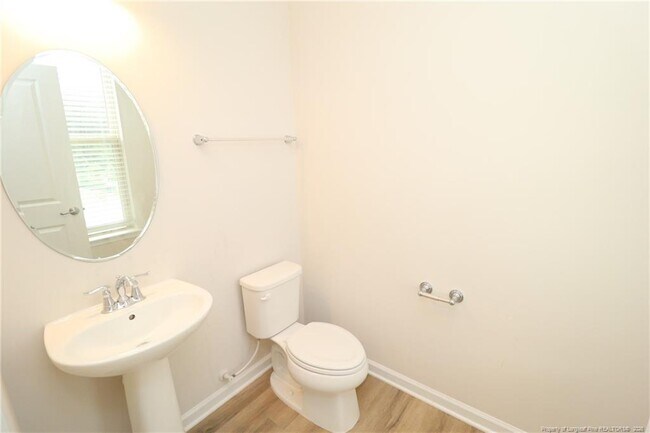 Building Photo - 1242 Channing Park Cir