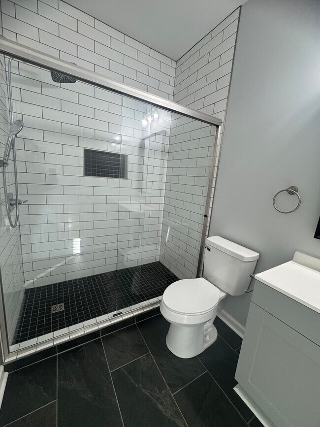 Building Photo - Welcome Home!!!