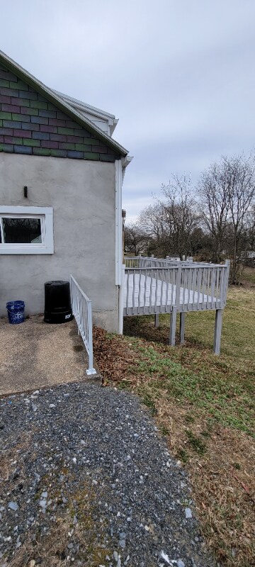 Building Photo - 513 Blue Eagle Ave