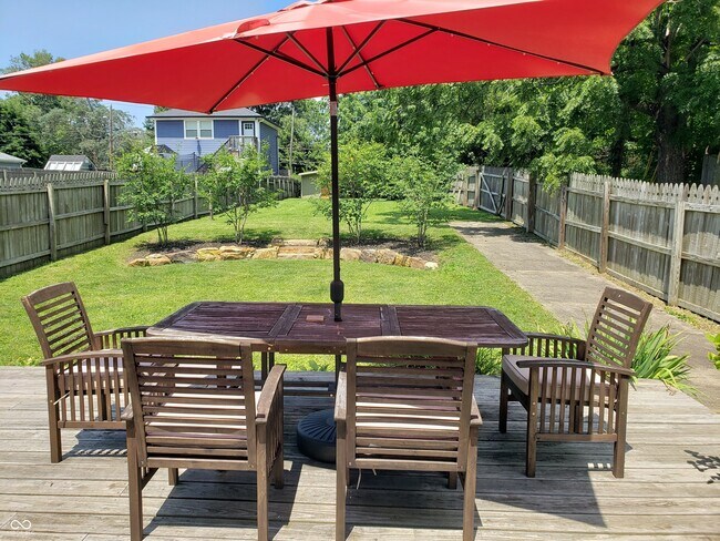 Building Photo - 1914 Commerce Ave