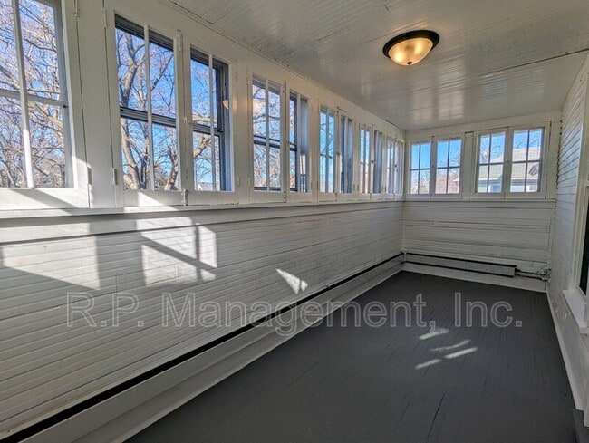 Building Photo - 3620 Pillsbury Ave
