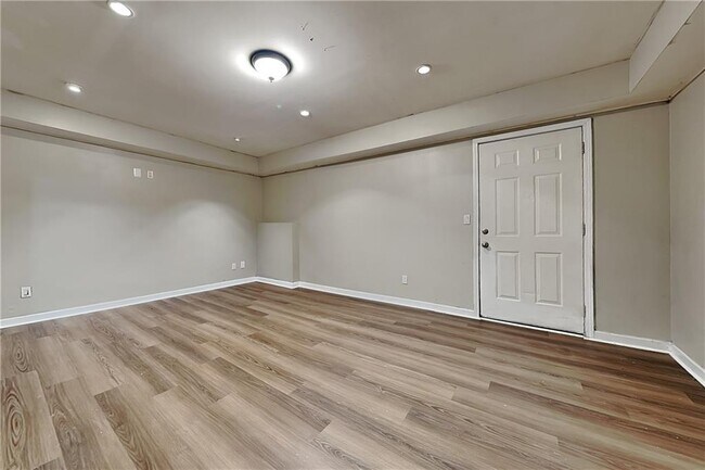 Building Photo - 3481 Skyland Ridge Ct