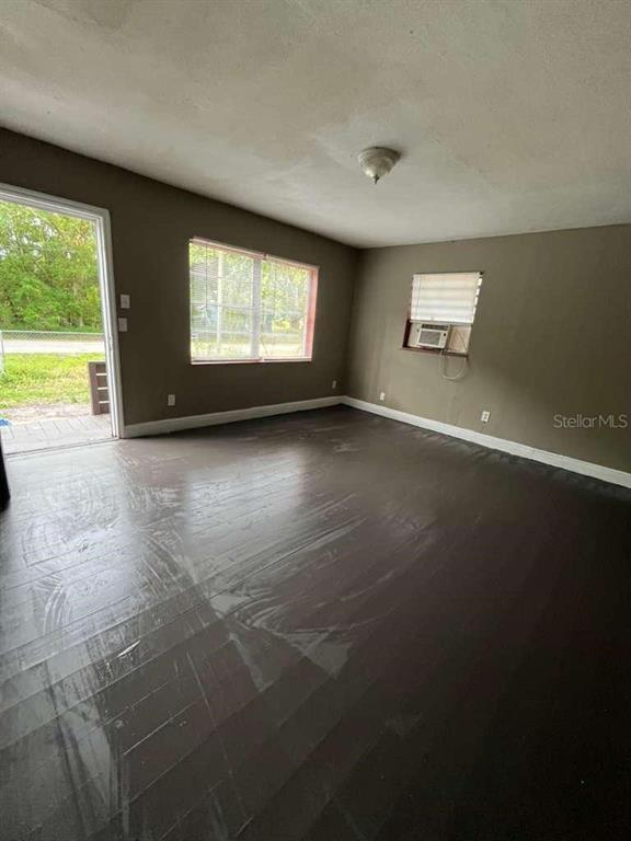 Building Photo - 5036 College Dr