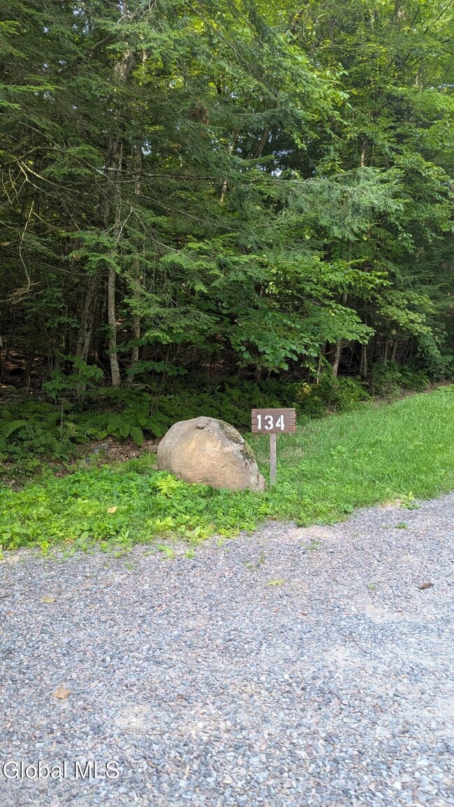 Building Photo - 134 Pickle Hill Rd