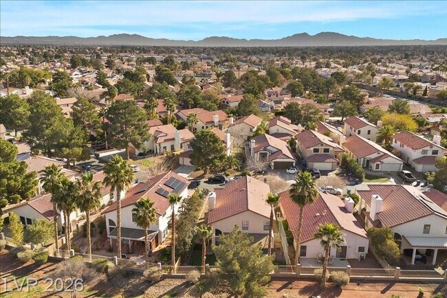 Building Photo - Beautifully 3 bedroom updated home located in the guard-gated Los Prados Golf Community!