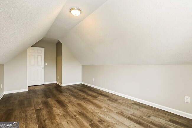 Building Photo - 11700 Flemming Ct