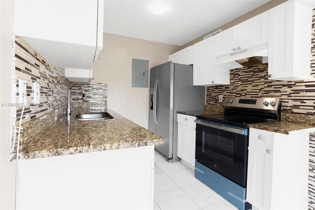 Building Photo - 1333 S Dixie Hwy