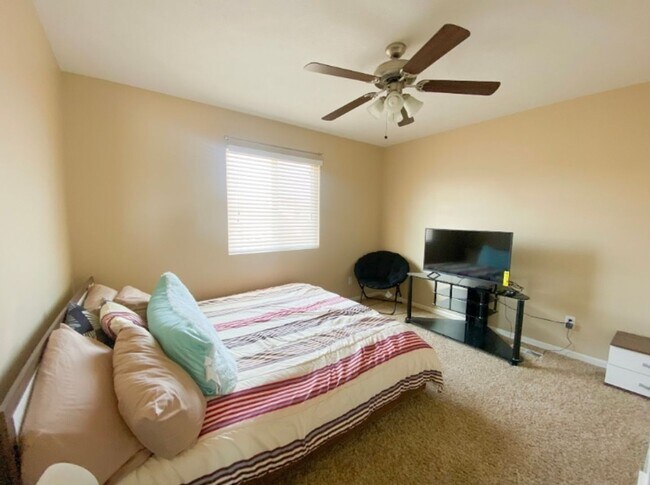 Building Photo - Italian Estates Property Management