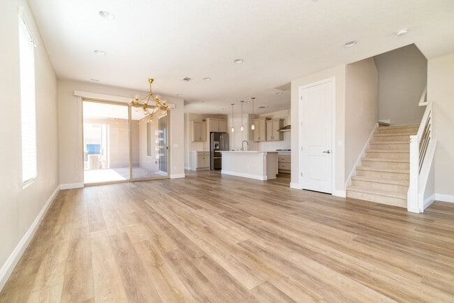 Building Photo - Gorgeous Pulte Townhome Available Now!