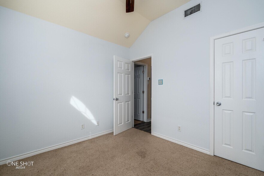 Building Photo - 1410 Tulane Dr