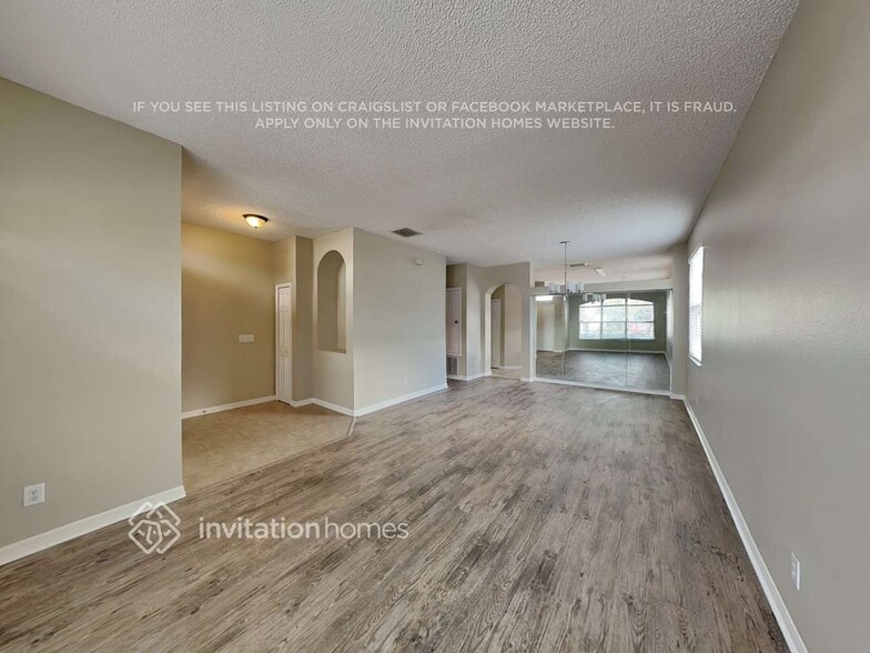 Building Photo - 4864 Adair Oak Dr