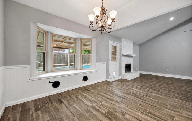 Building Photo - 213 Meadowhill Dr