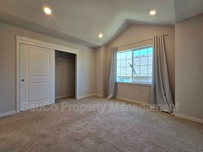 Building Photo - 16063 NW Pristine Ln