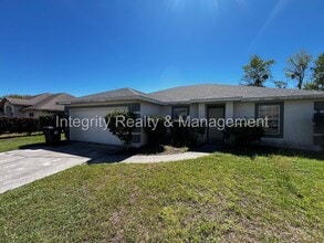 Building Photo - 3 Bed/ 2 Bath in Green Cove Springs