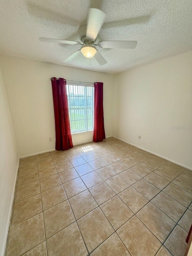 Building Photo - 74 W Cedarwood Cir