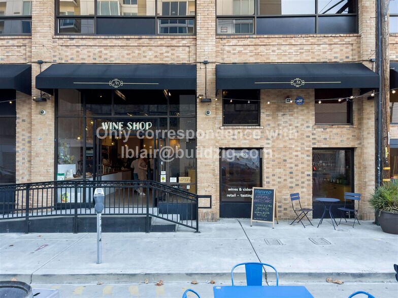 Building Photo - 404 Webster St