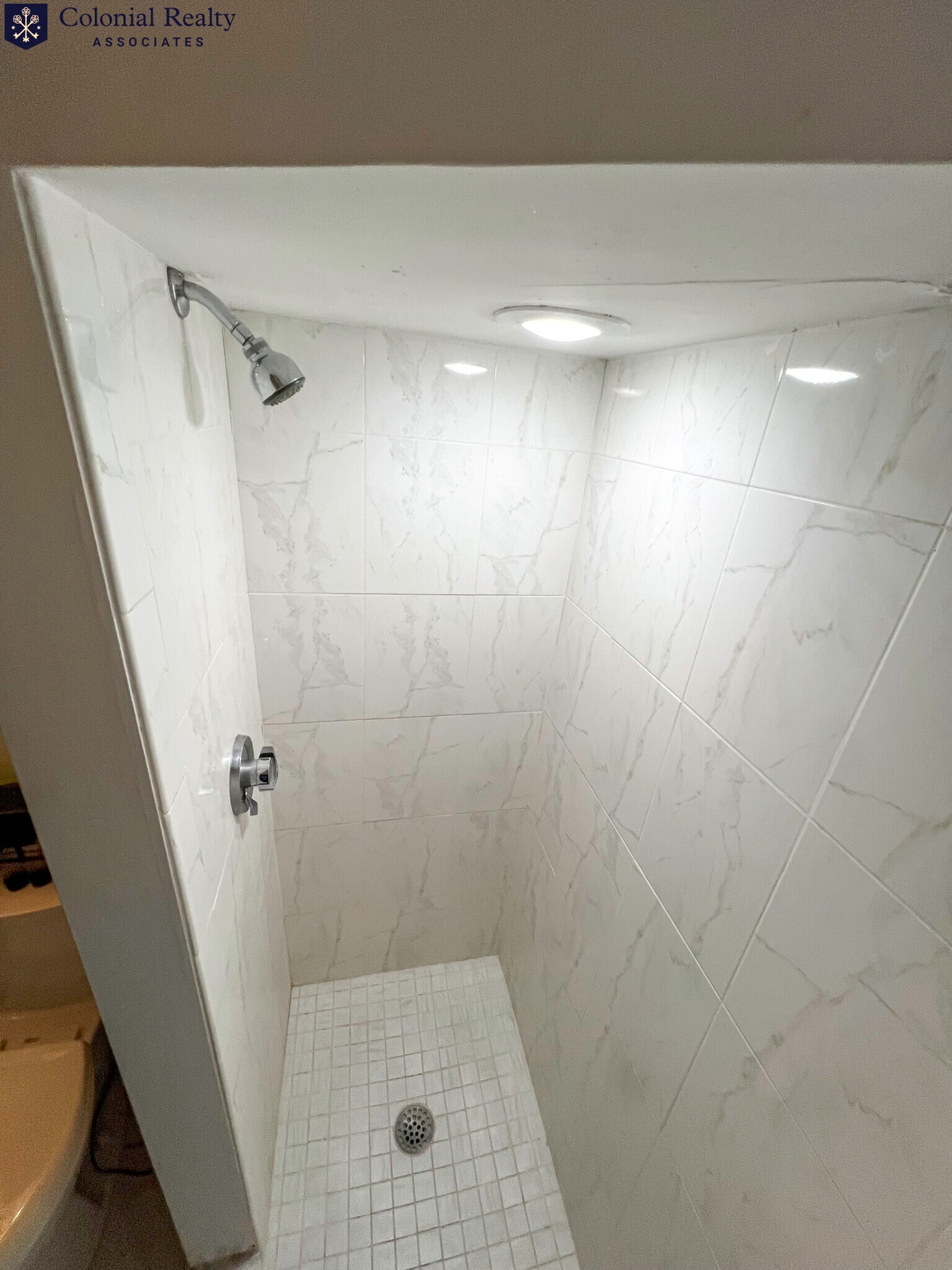 Building Photo - 90 Charles St