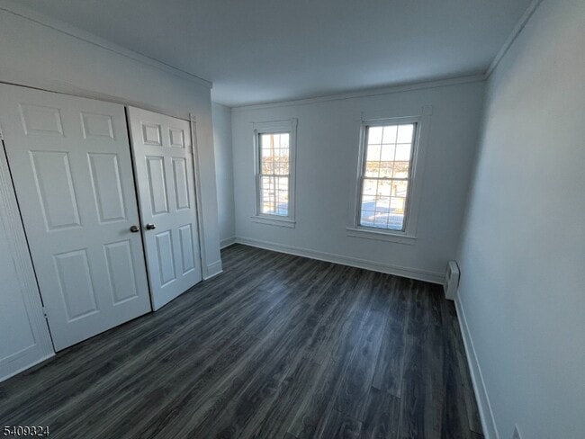 Building Photo - 220 Filmore St