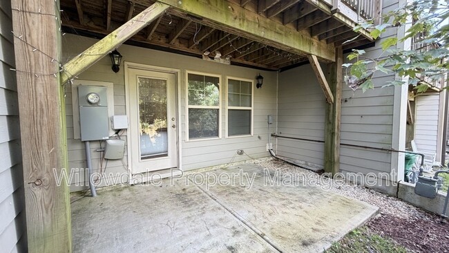 Building Photo - 525 Portstewart Dr