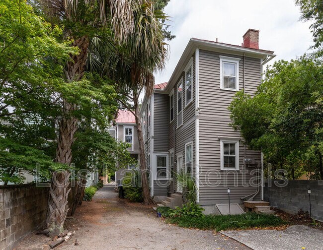 Building Photo - 35 Montagu St