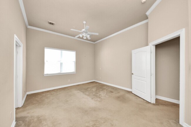 Building Photo - 917 McKinney Park Ln