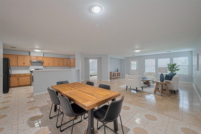 Building Photo - 2123 Gable Hollow Ln