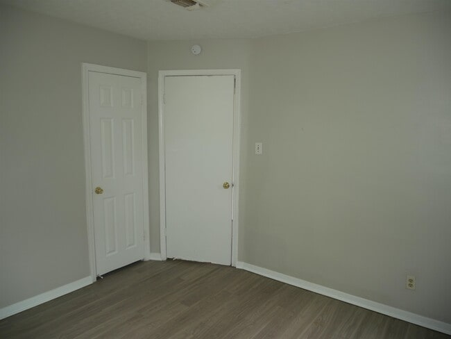 Building Photo - 5057 Gill Rd