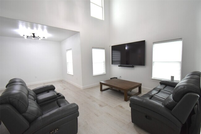 Building Photo - 42 County Rd-5102L