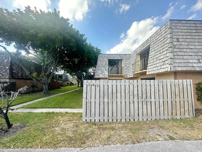 Building Photo - 282 Arabian Rd