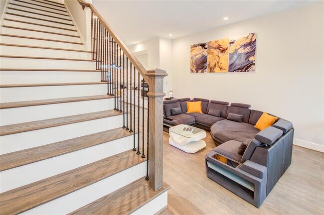 Building Photo - 2020 McGowen St