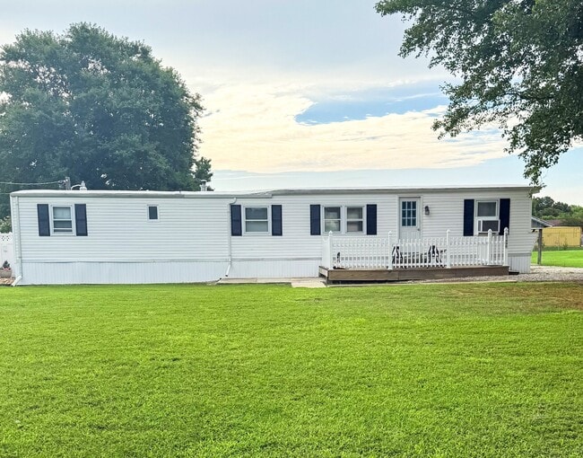 Building Photo - 21496 Gerards Cove Rd
