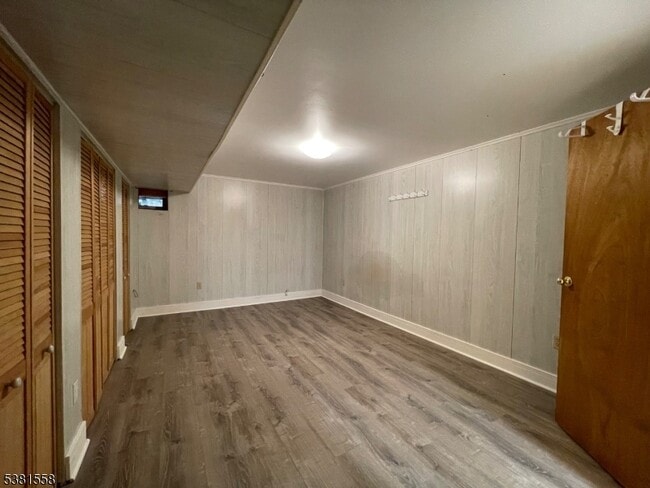 Building Photo - 608 Wedgewood Cir