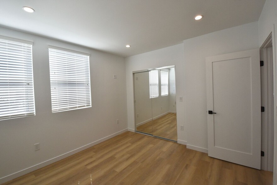Building Photo - 2683 34th St