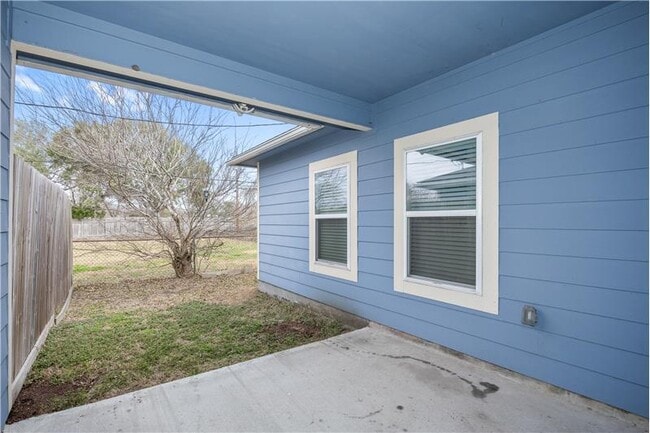 Building Photo - 6402 Williams Dr
